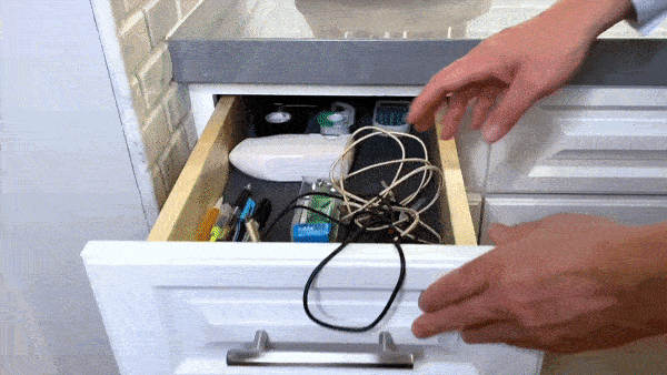 Magnetic Phone Charging Cable Self Winding - CloudEmpire Trends