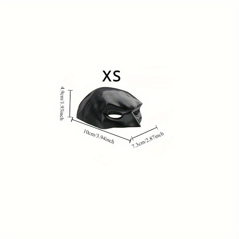 Black helmet with size 'XS' and measurements on a white background